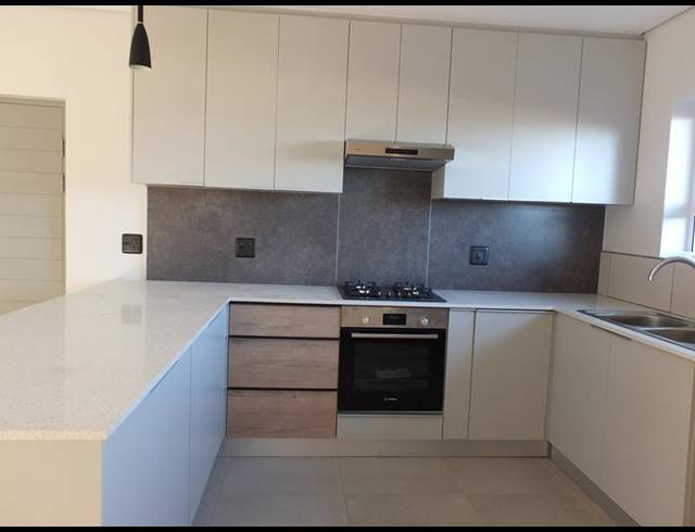 3 BEDROOM PROPERTY TO RENT IN GEORGE CENTRAL